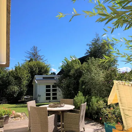 Strandvilla Dolce Und Dierhagen